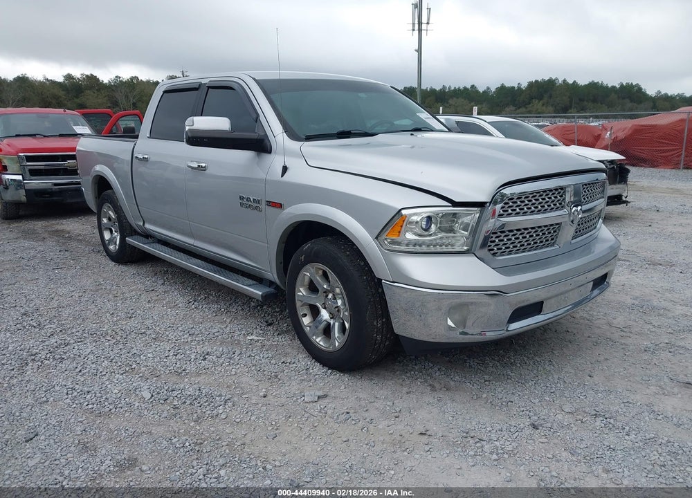 2018 RAM 1500 LAIE  4X4 5'7 BOX VIN: 1C6RR7NM9JS238461