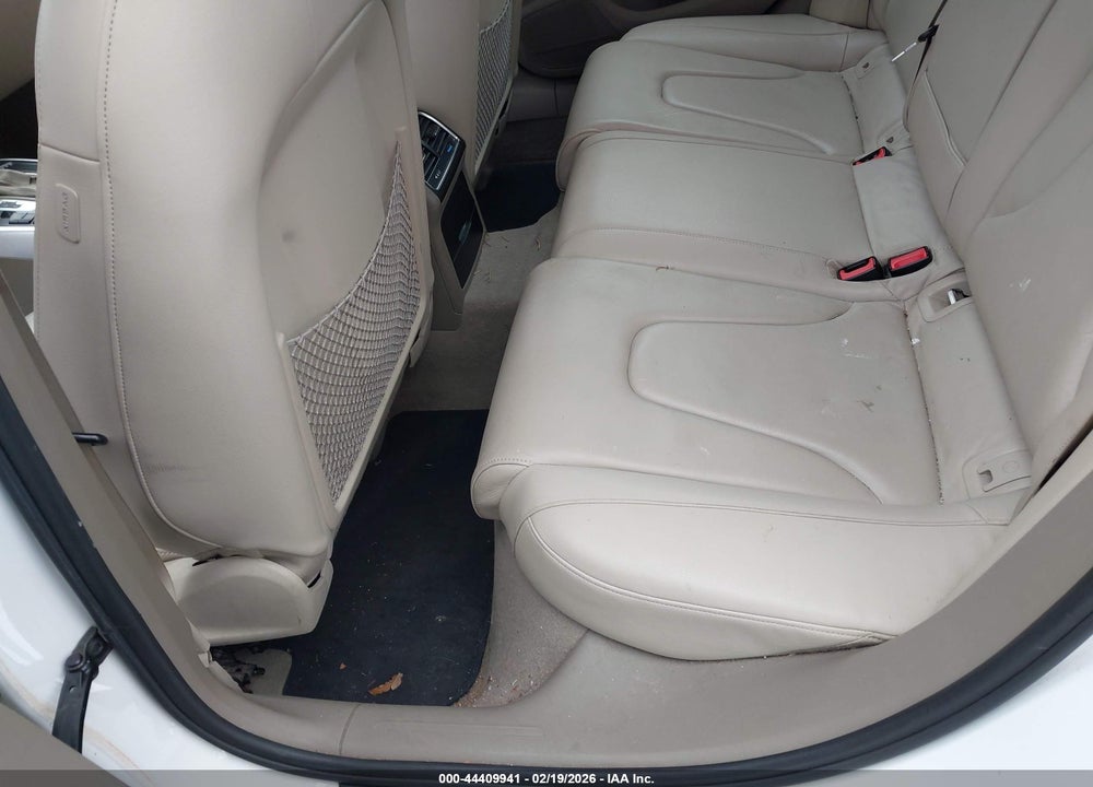 2011 AUDI A4 2.0T PREMIUM VIN: WAUFFAFL2BN053379