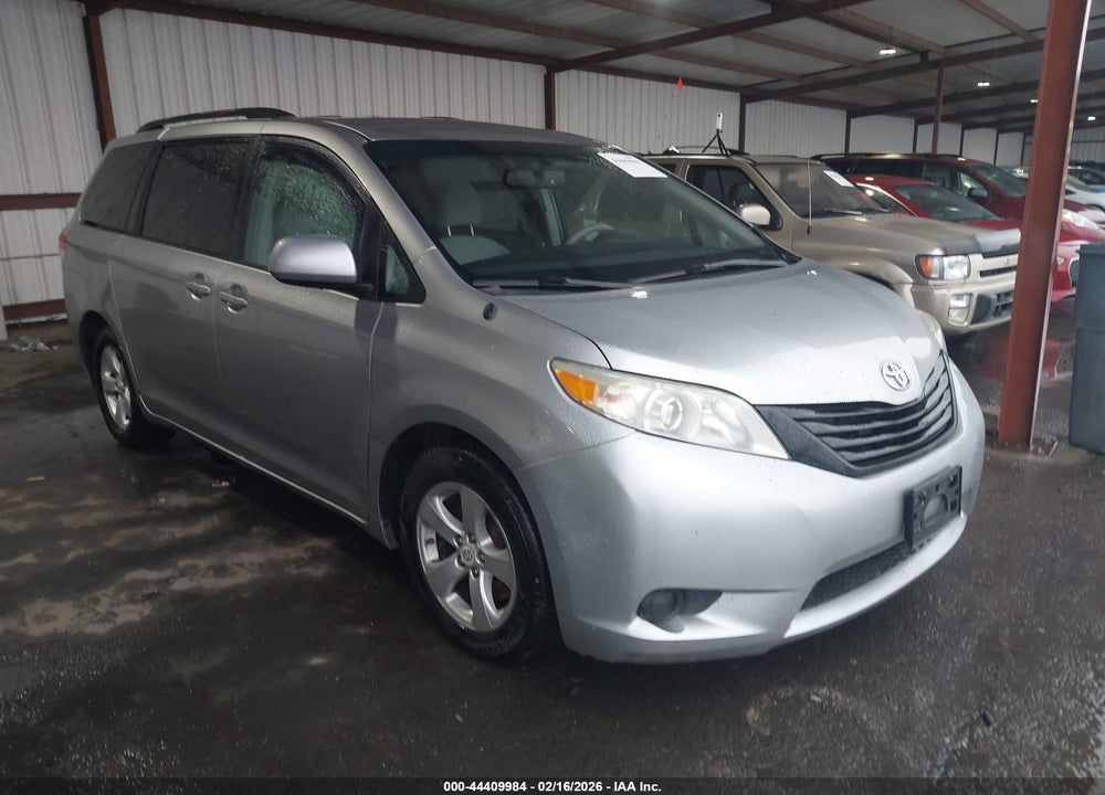 2011 TOYOTA SIENNA LE V6 VIN: 5TDKK3DC9BS019381