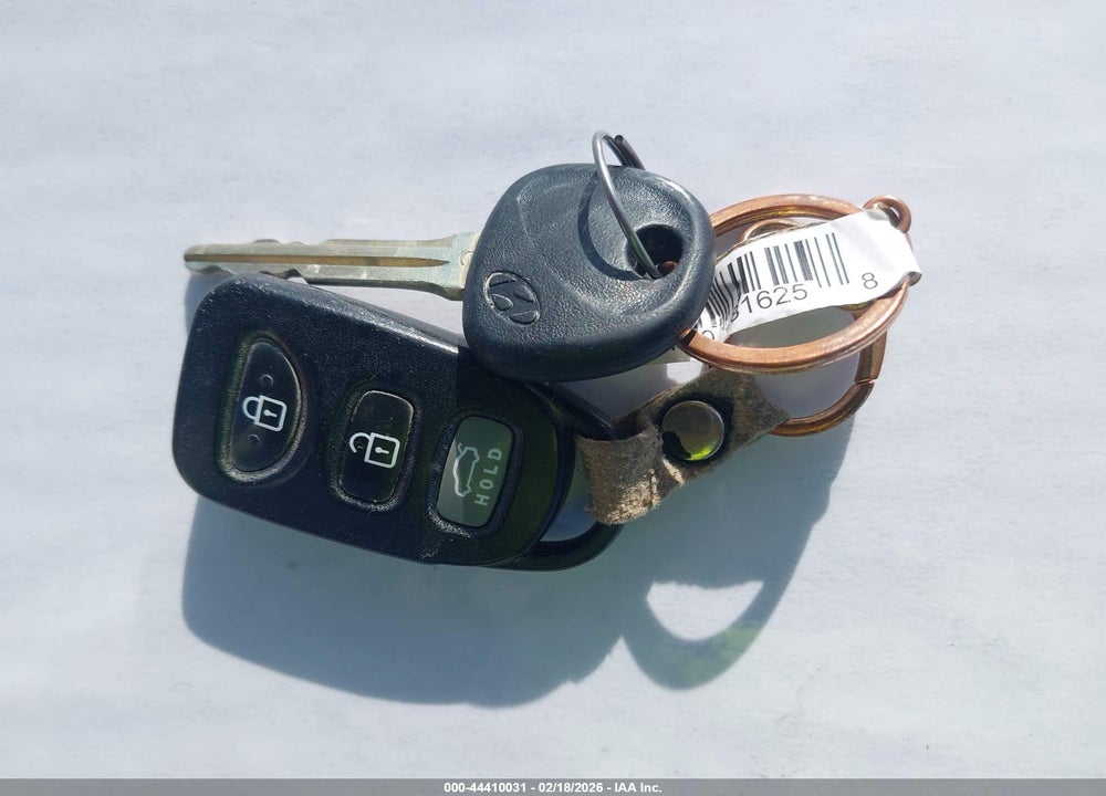 2013 HYUNDAI ELANTRA GLS/LIMITED VIN: KMHDH4AE2DU523137