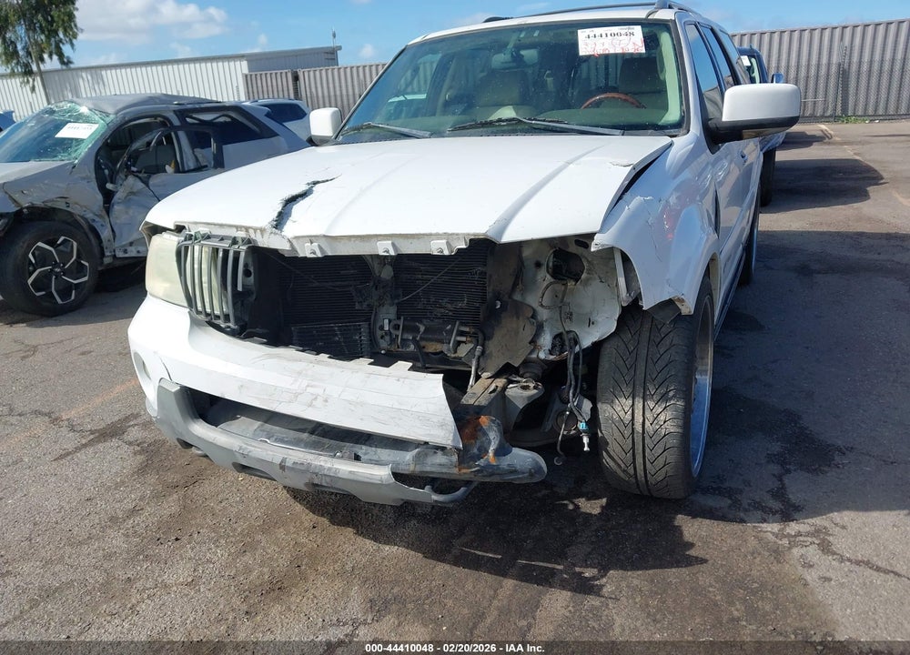2004 LINCOLN NAVIGATOR VIN: 5LMFU27R54LJ16919