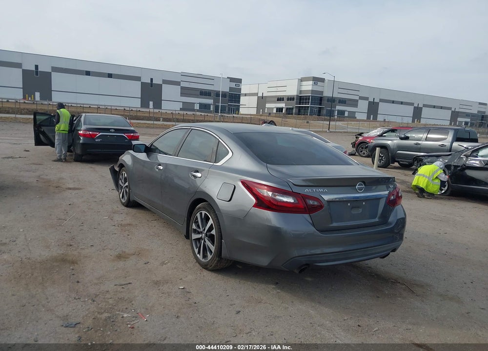 2017 NISSAN ALTIMA 2.5 SR VIN: 1N4AL3AP9HN326148