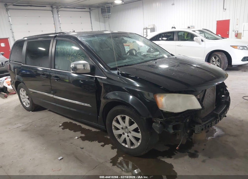 2011 CHRYSLER TOWN & COUNTRY TOURING-L VIN: 2A4RR8DG9BR649611