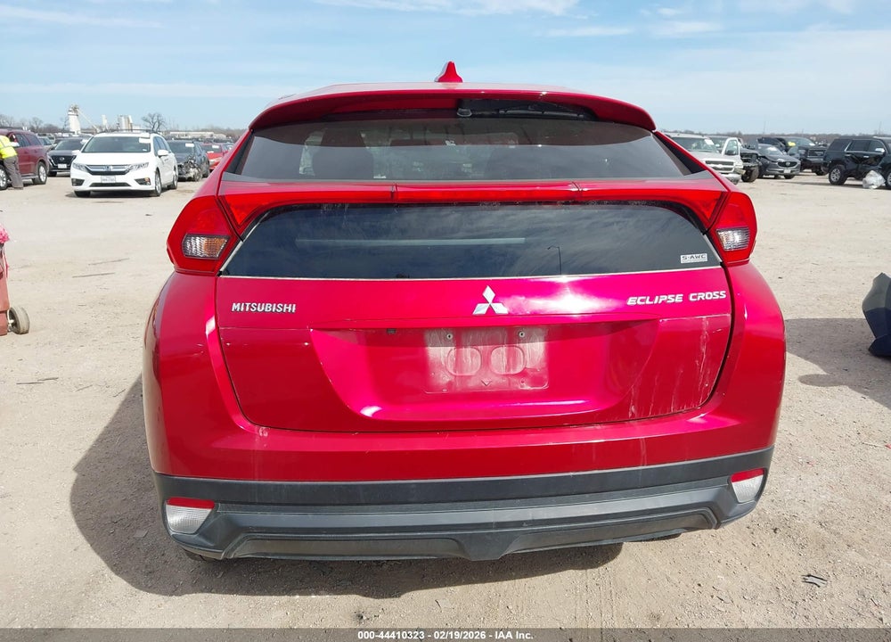 2018 MITSUBISHI ECLIPSE CROSS LE VIN: JA4AT4AA0JZ065657