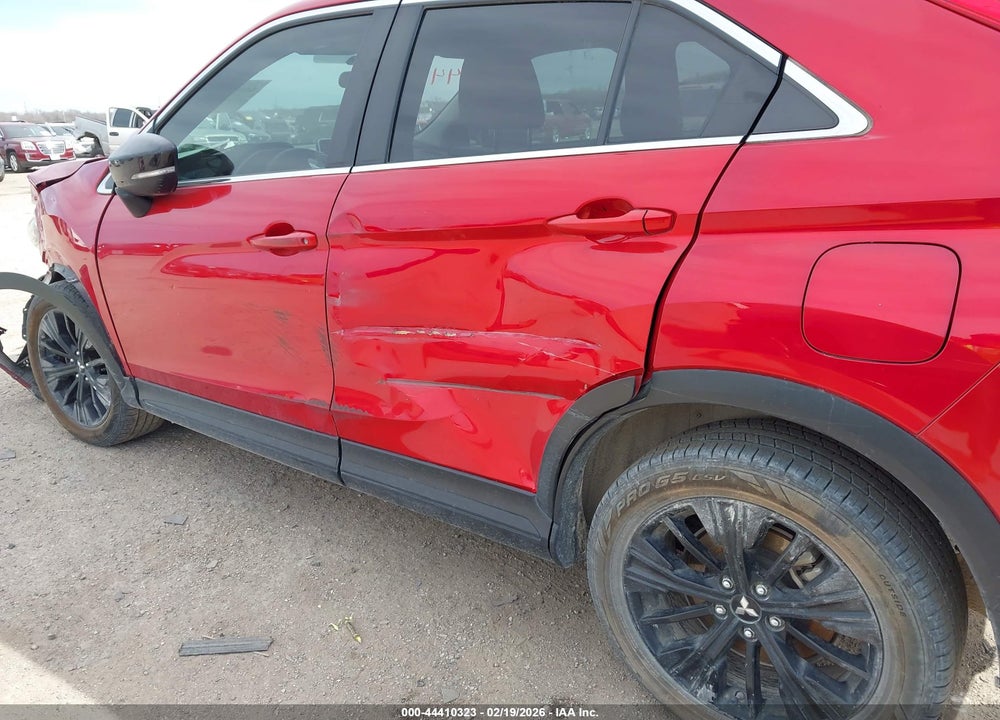 2018 MITSUBISHI ECLIPSE CROSS LE VIN: JA4AT4AA0JZ065657