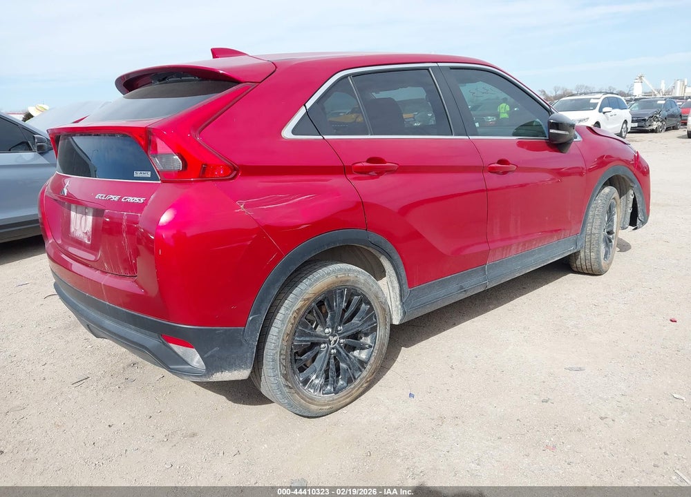 2018 MITSUBISHI ECLIPSE CROSS LE VIN: JA4AT4AA0JZ065657