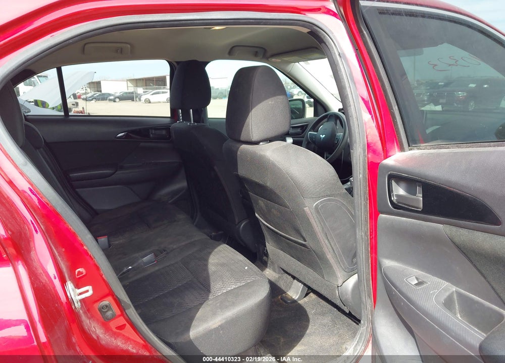 2018 MITSUBISHI ECLIPSE CROSS LE VIN: JA4AT4AA0JZ065657