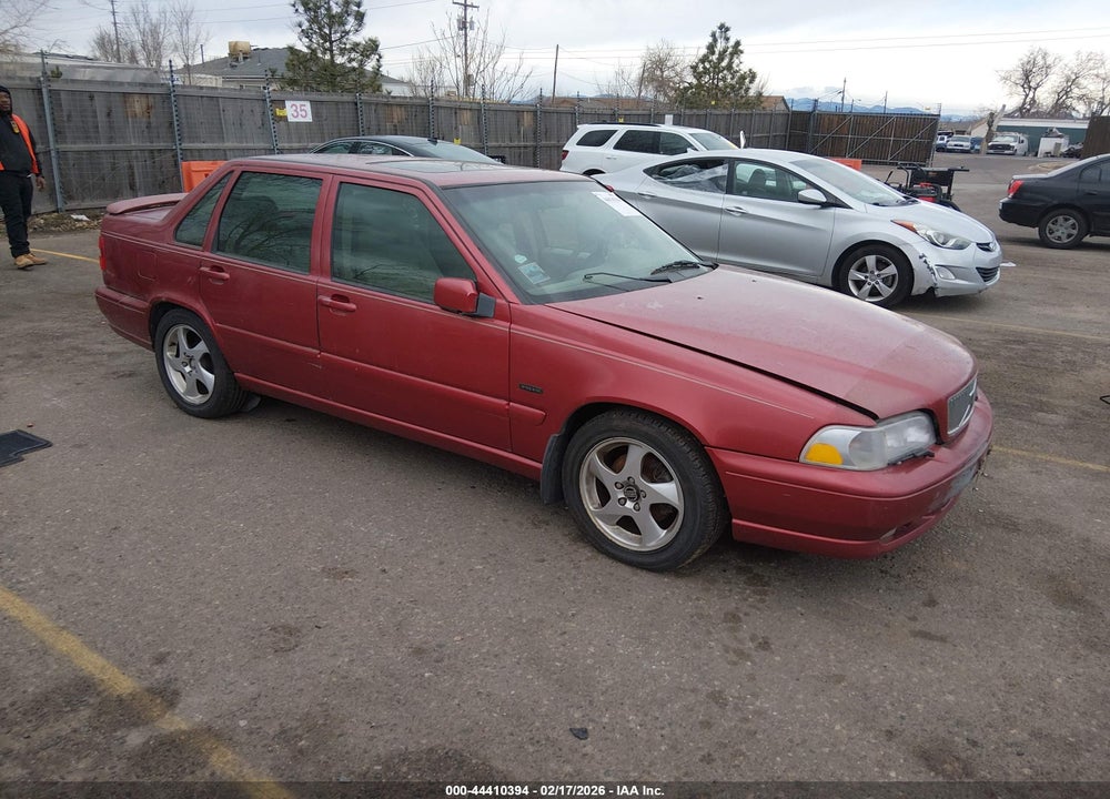1998 VOLVO S70 T5 VIN: YV1LS5376W1471600