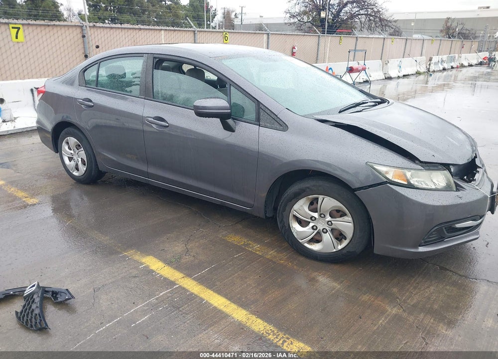 2014 HONDA CIVIC LX VIN: 19XFB2F59EE015789