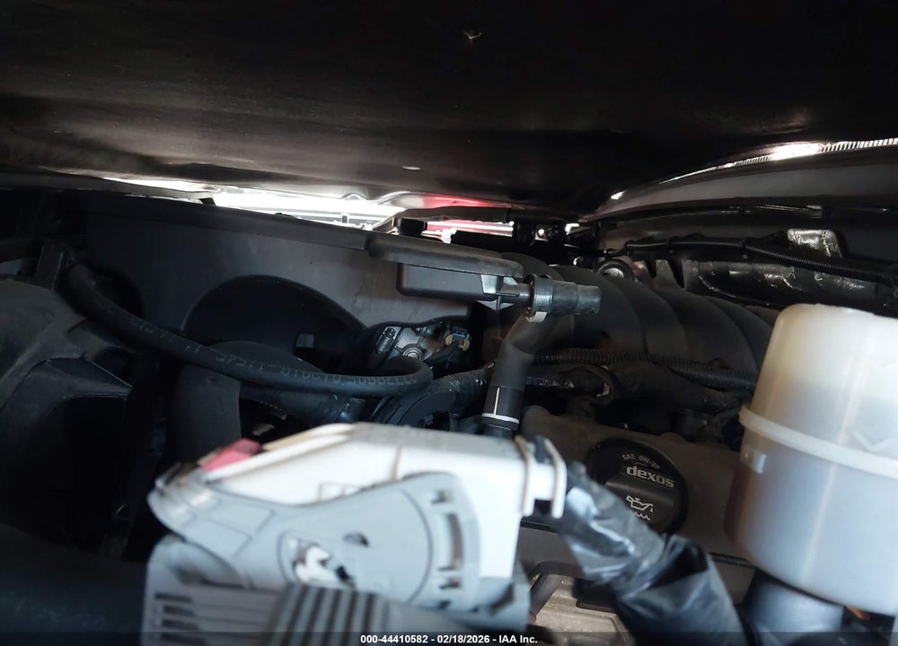 2018 CHEVROLET SUBURBAN LT VIN: 1GNSCHKC1JR253757