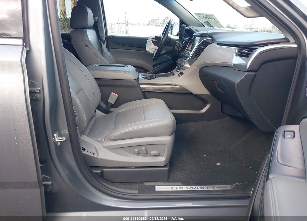 2018 CHEVROLET SUBURBAN LT VIN: 1GNSCHKC1JR253757