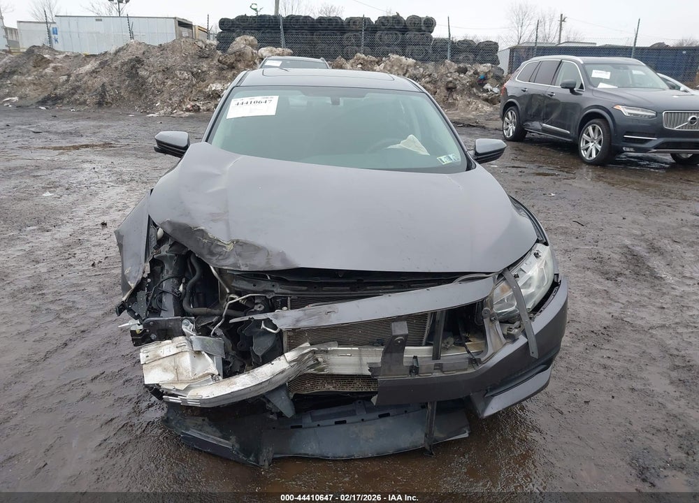 2018 HONDA CIVIC EX VIN: 2HGFC2F7XJH514180