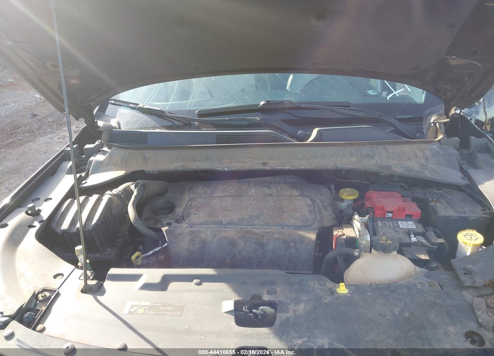 2019 JEEP COMPASS SUN AND WHEEL FWD VIN: 3C4NJCBB9KT743331