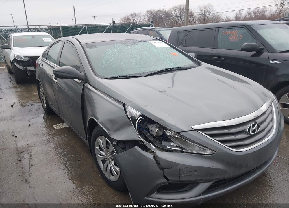 2012 HYUNDAI SONATA GLS VIN: 5NPEB4AC1CH469055