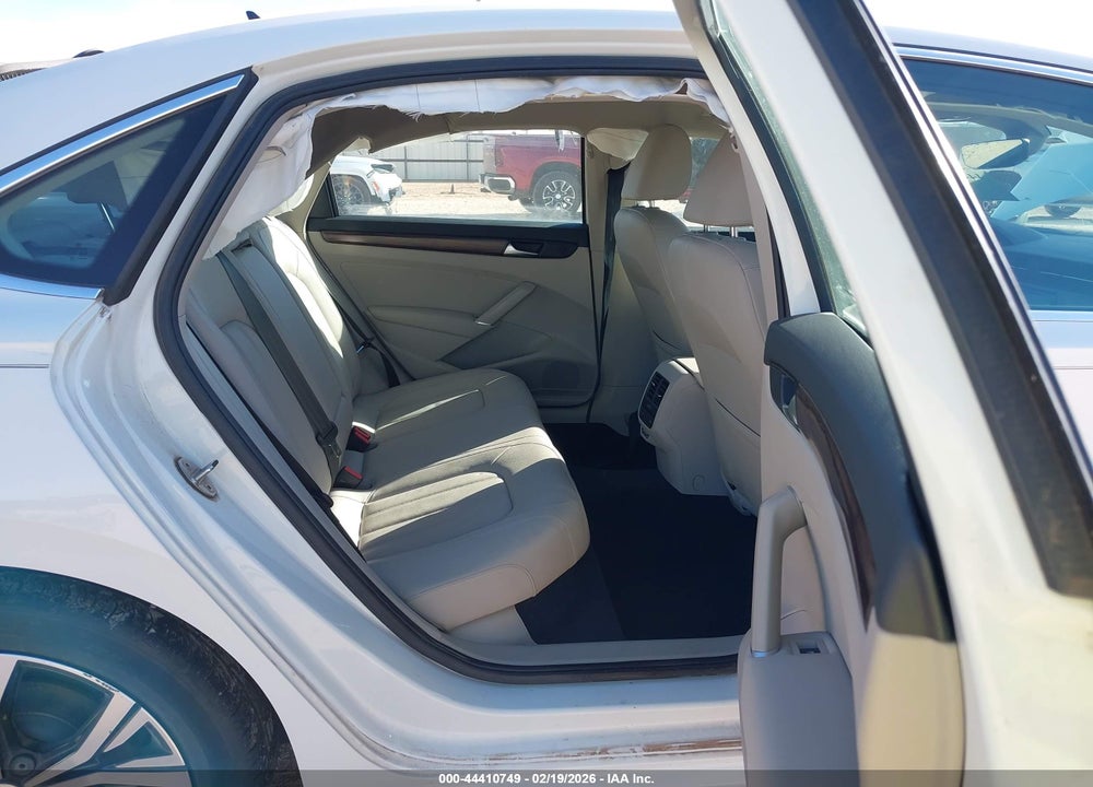 2020 VOLKSWAGEN PASSAT 2.0T SEL VIN: 1VWCA7A3XLC027671