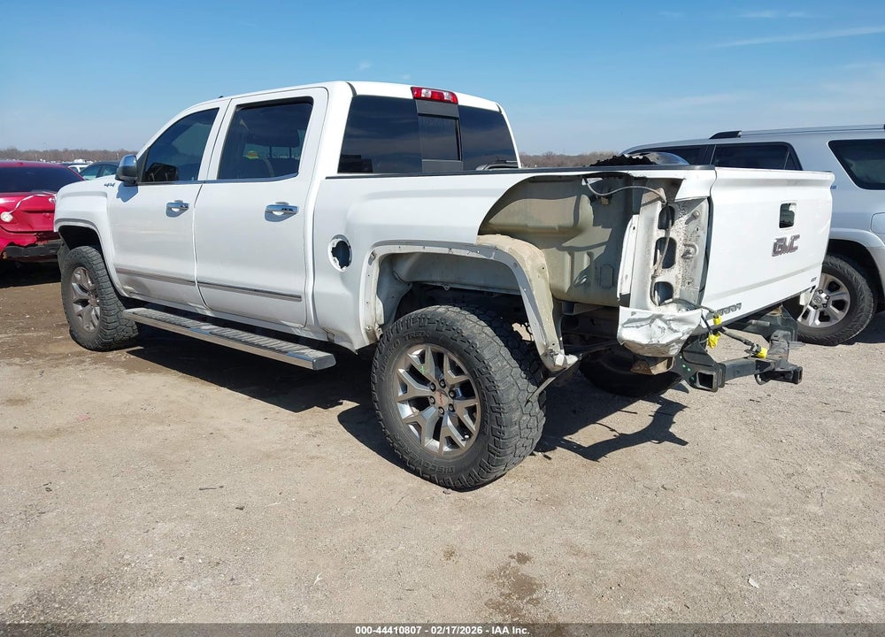 2018 GMC SIERRA 1500 SLT VIN: 3GTU2NEC7JG642224