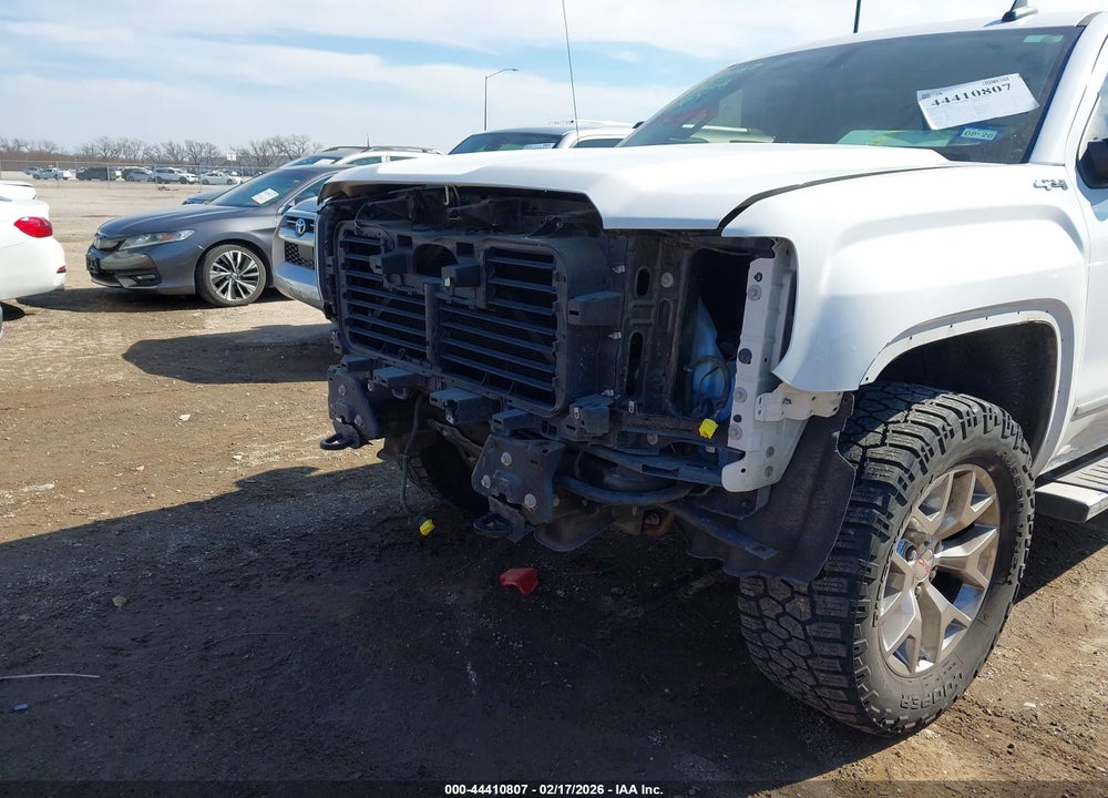 2018 GMC SIERRA 1500 SLT VIN: 3GTU2NEC7JG642224