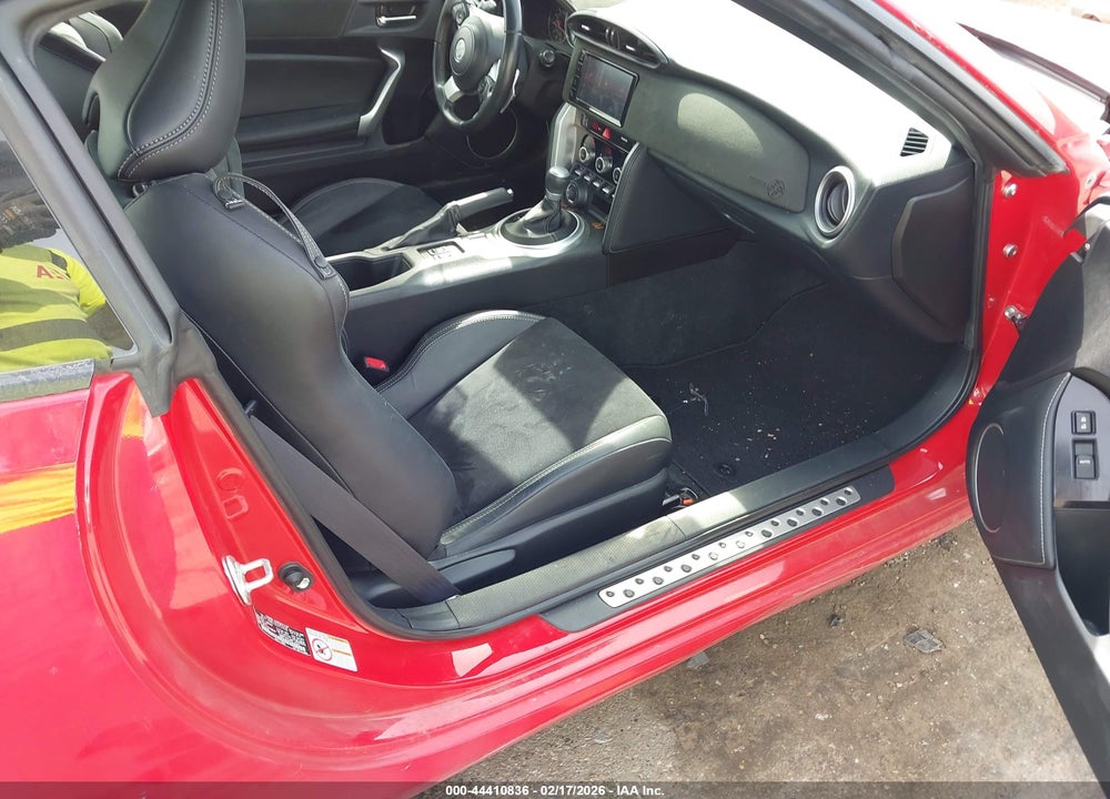 2020 TOYOTA 86 GT VIN: JF1ZNAE19L8751626