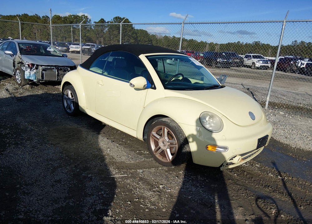 2005 VOLKSWAGEN NEW BEETLE GLS 1.8T VIN: 3VWCD31Y05M300372