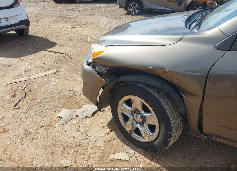 2011 TOYOTA RAV4 VIN: 2T3BF4DVXBW098912