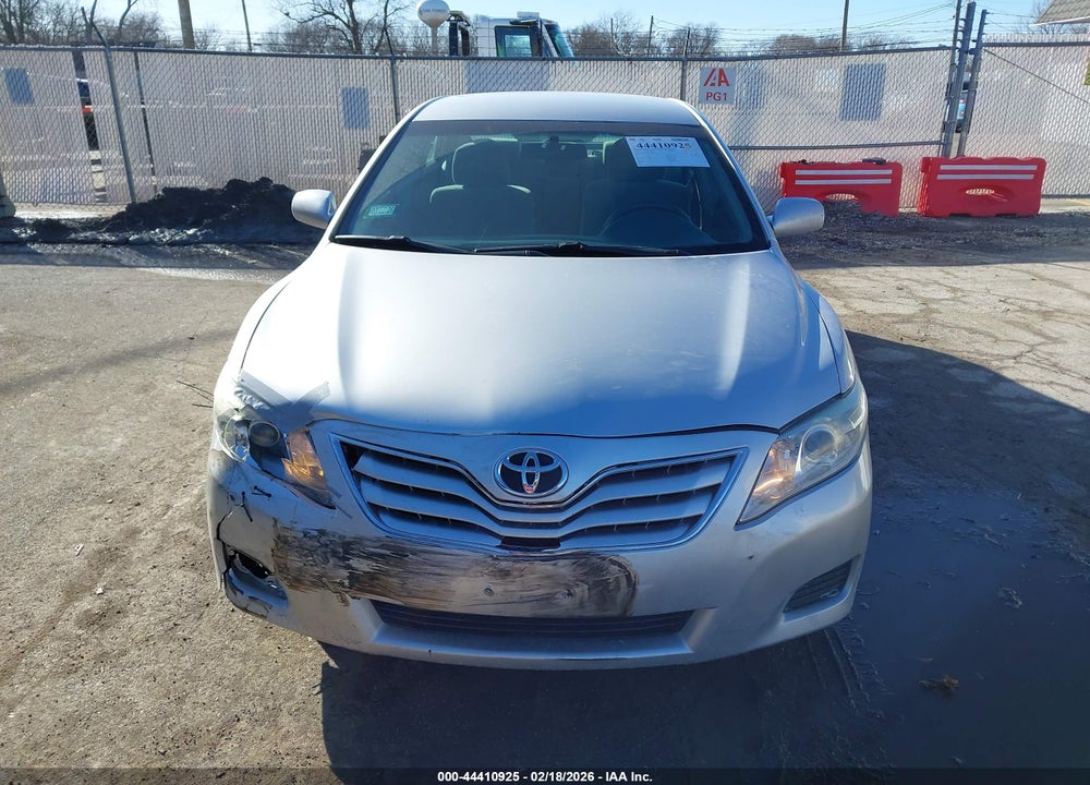 2011 TOYOTA CAMRY LE VIN: 4T1BF3EK3BU149898