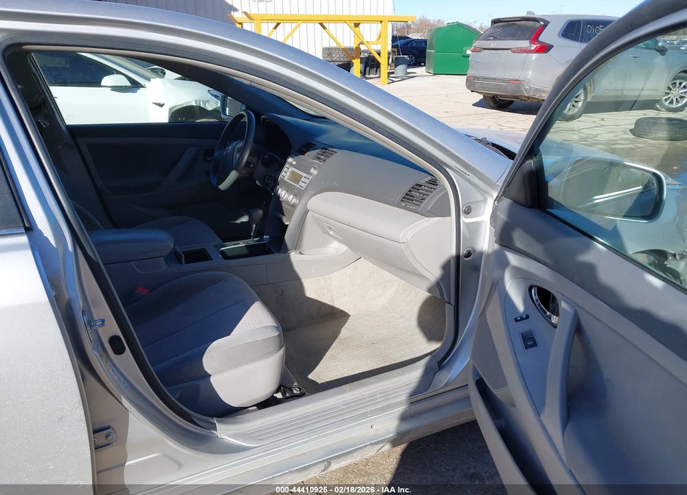 2011 TOYOTA CAMRY LE VIN: 4T1BF3EK3BU149898