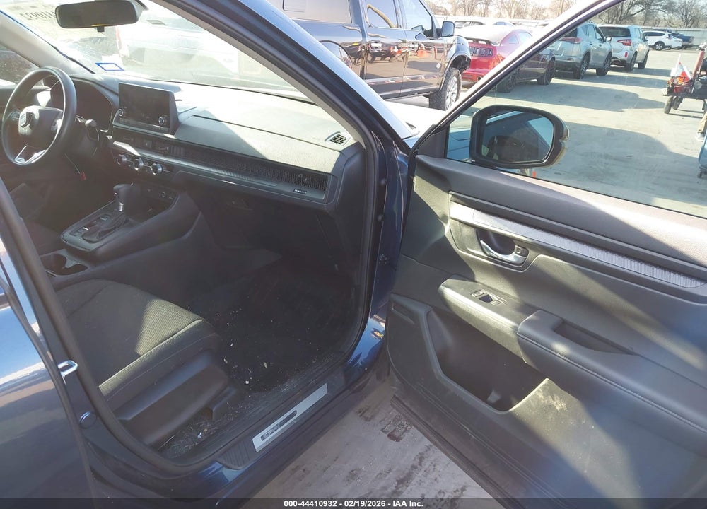 2024 HONDA CR-V LX 2WD VIN: 2HKRS3H26RH313367