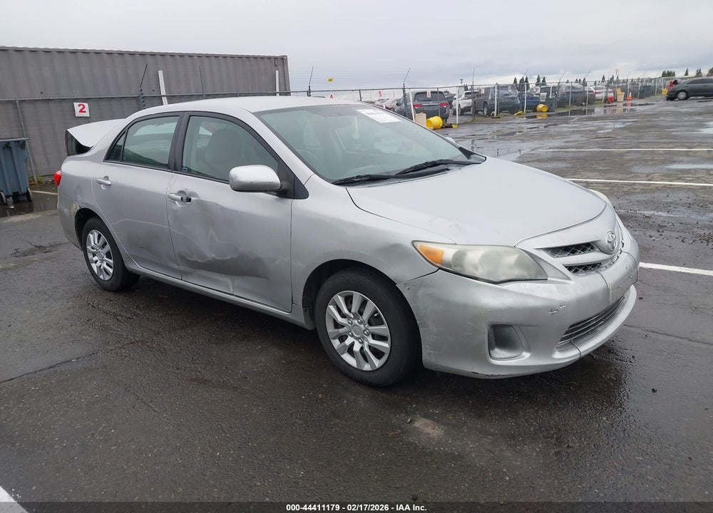 2011 TOYOTA COROLLA LE VIN: 2T1BU4EE1BC584250