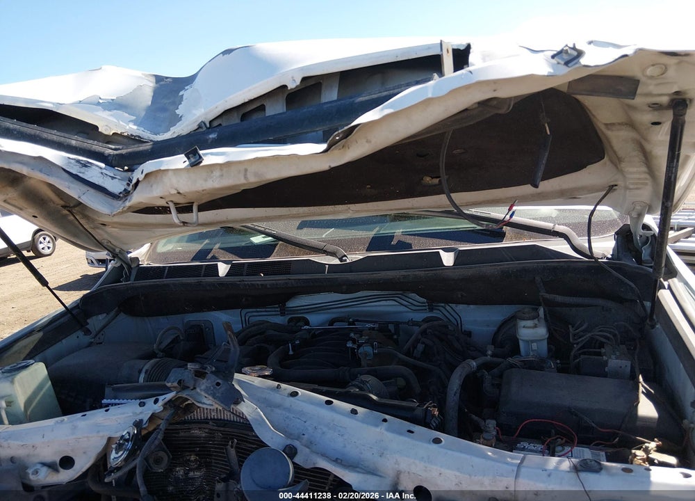 2017 TOYOTA TUNDRA SR5 5.7L V8 VIN: 5TFUW5F12HX658306