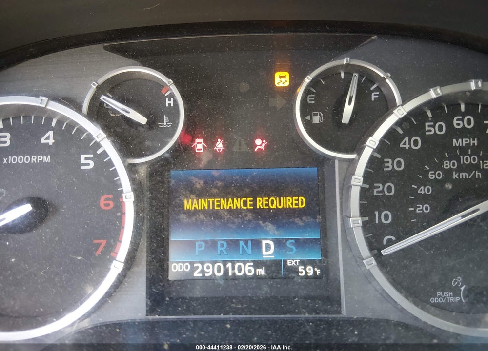 2017 TOYOTA TUNDRA SR5 5.7L V8 VIN: 5TFUW5F12HX658306