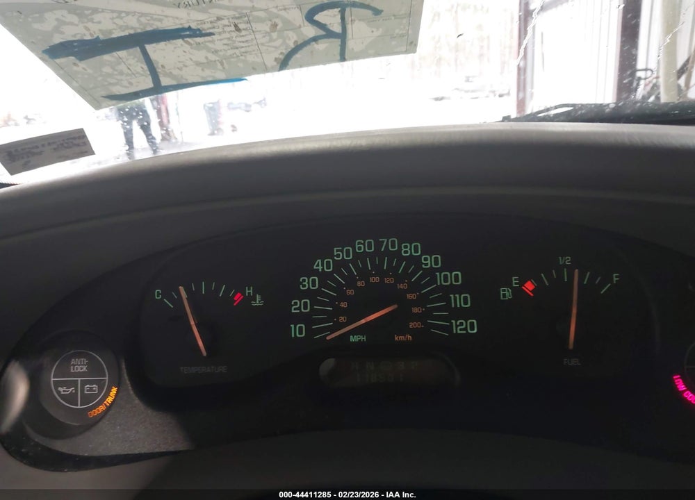 1999 BUICK CENTURY CUSTOM VIN: 2G4WS52M1X1577888