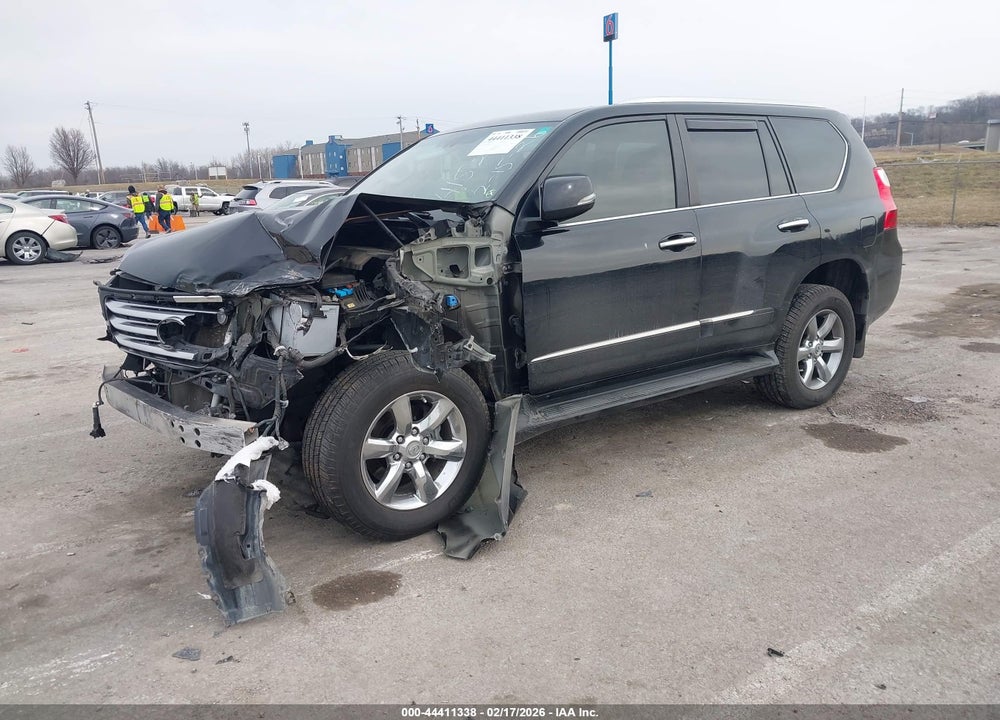 2011 LEXUS GX 460 PREMIUM VIN: JTJJM7FXXB5033211