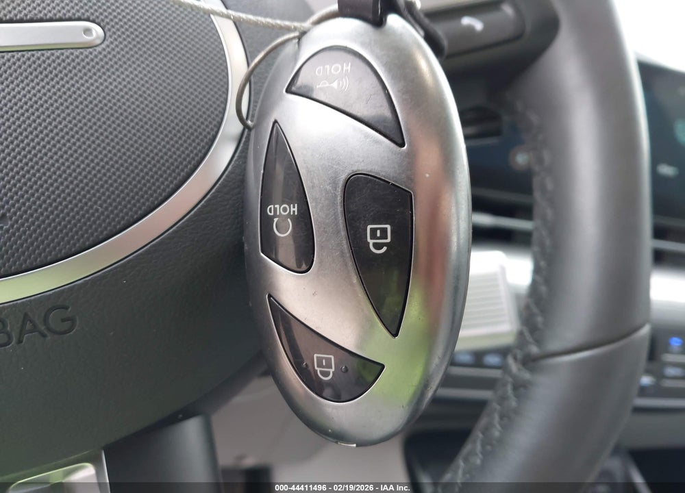 2024 HYUNDAI KONA LIMITED VIN: KM8HE3A32RU124061