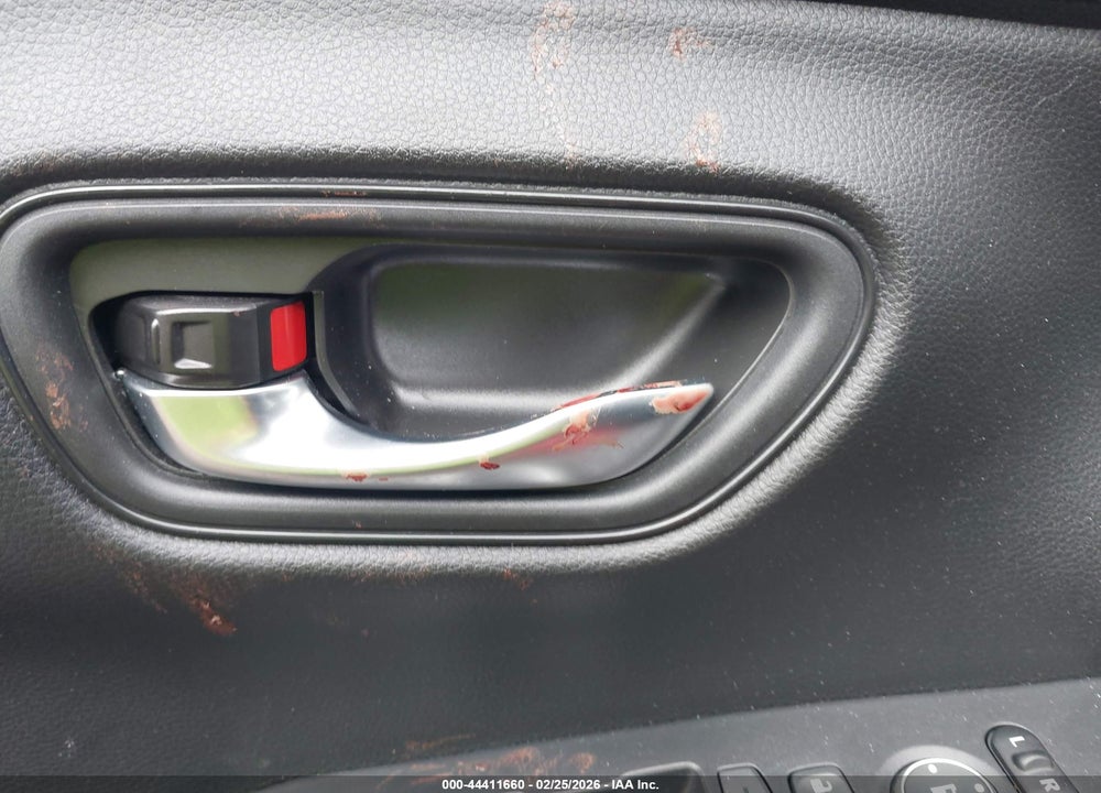 2024 HONDA HR-V 2WD EX-L/2WD EX-L W/O BSI VIN: 3CZRZ1H7XRM717689