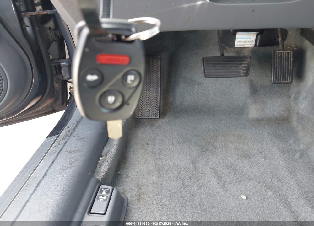 2007 HONDA ACCORD 3.0 EX VIN: 1HGCM66547A078570