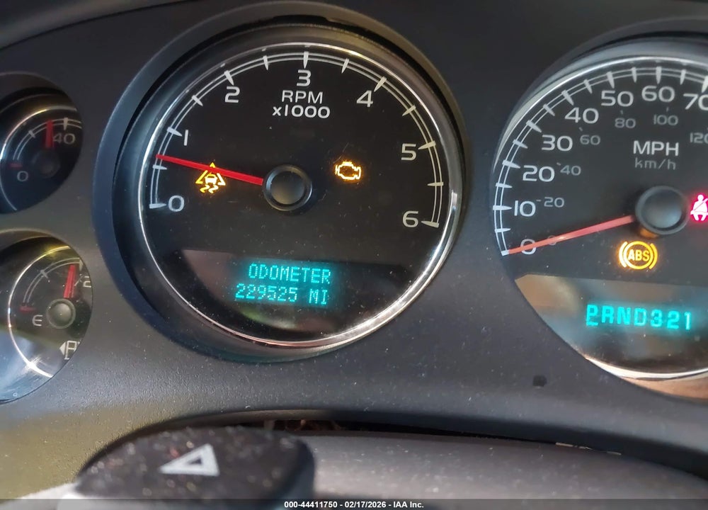 2007 CHEVROLET TAHOE LT VIN: 1GNFC13057R209881