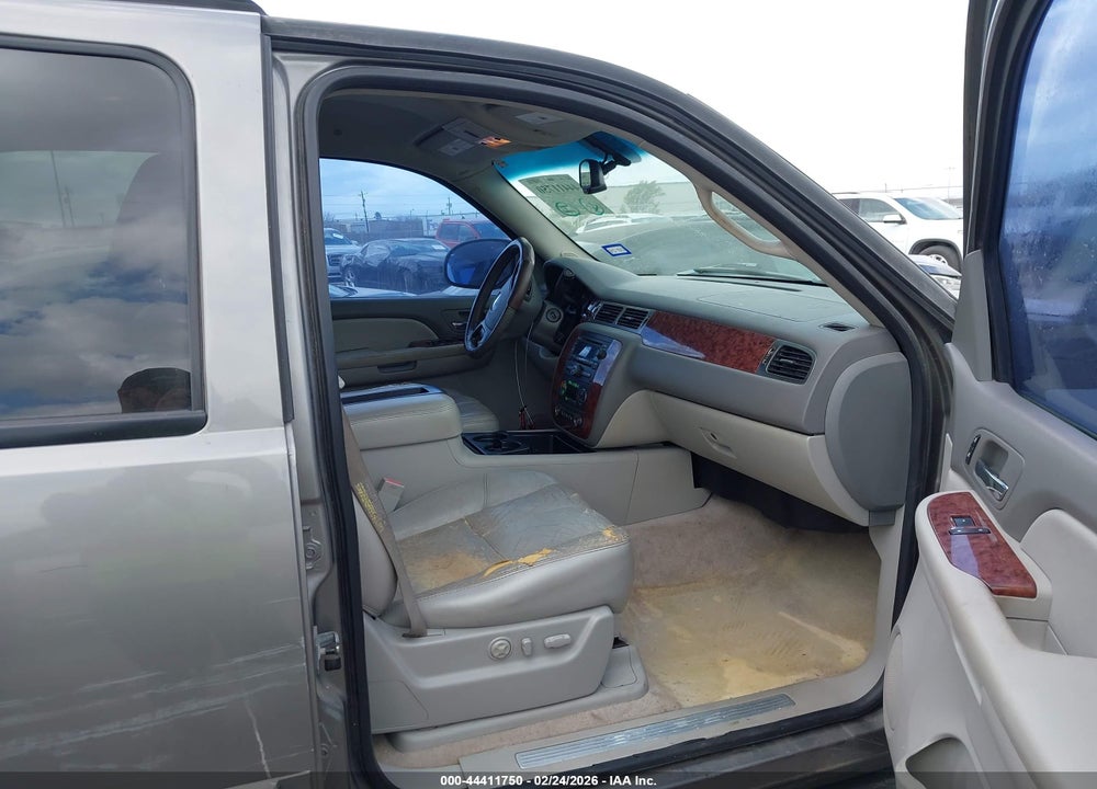 2007 CHEVROLET TAHOE LT VIN: 1GNFC13057R209881