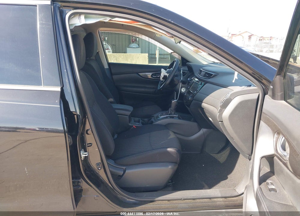 2019 NISSAN ROGUE S VIN: 5N1AT2MT6KC761558