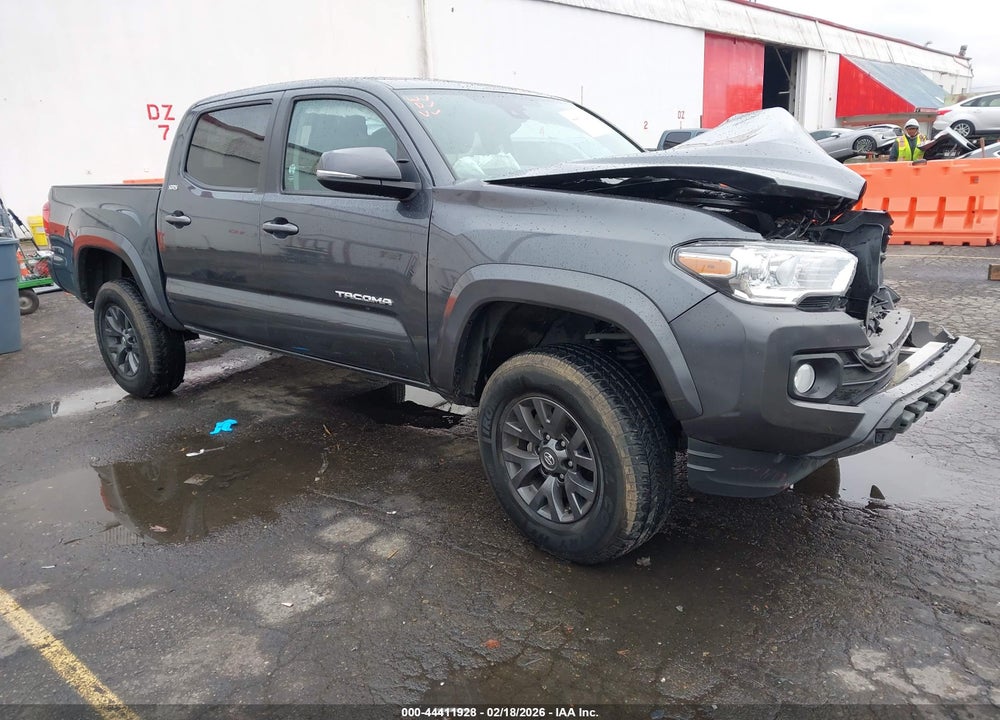2022 TOYOTA TACOMA SR5 V6 VIN: 3TMCZ5ANXNM516302