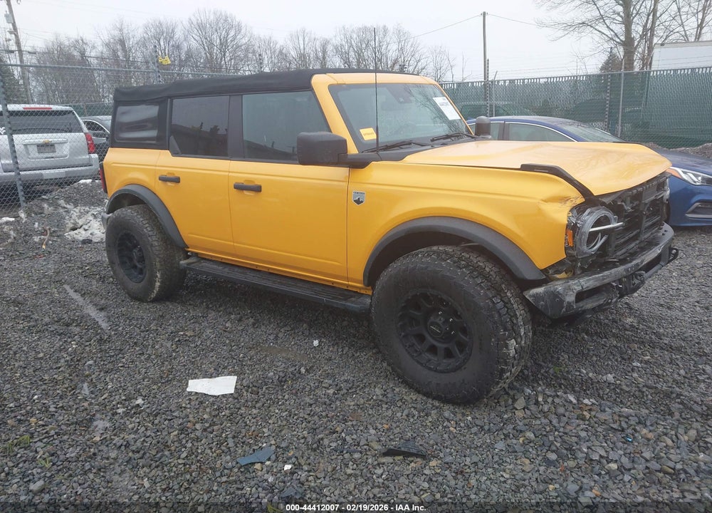 2022 FORD BRONCO BIG BEND VIN: 1FMDE5BH2NLB19043