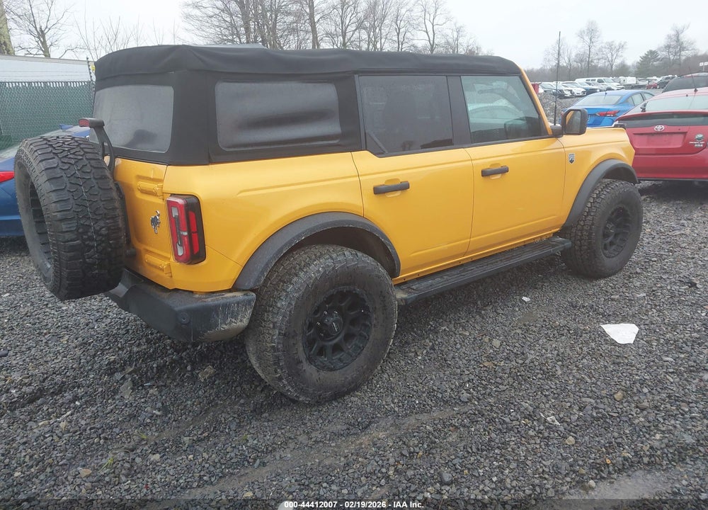 2022 FORD BRONCO BIG BEND VIN: 1FMDE5BH2NLB19043