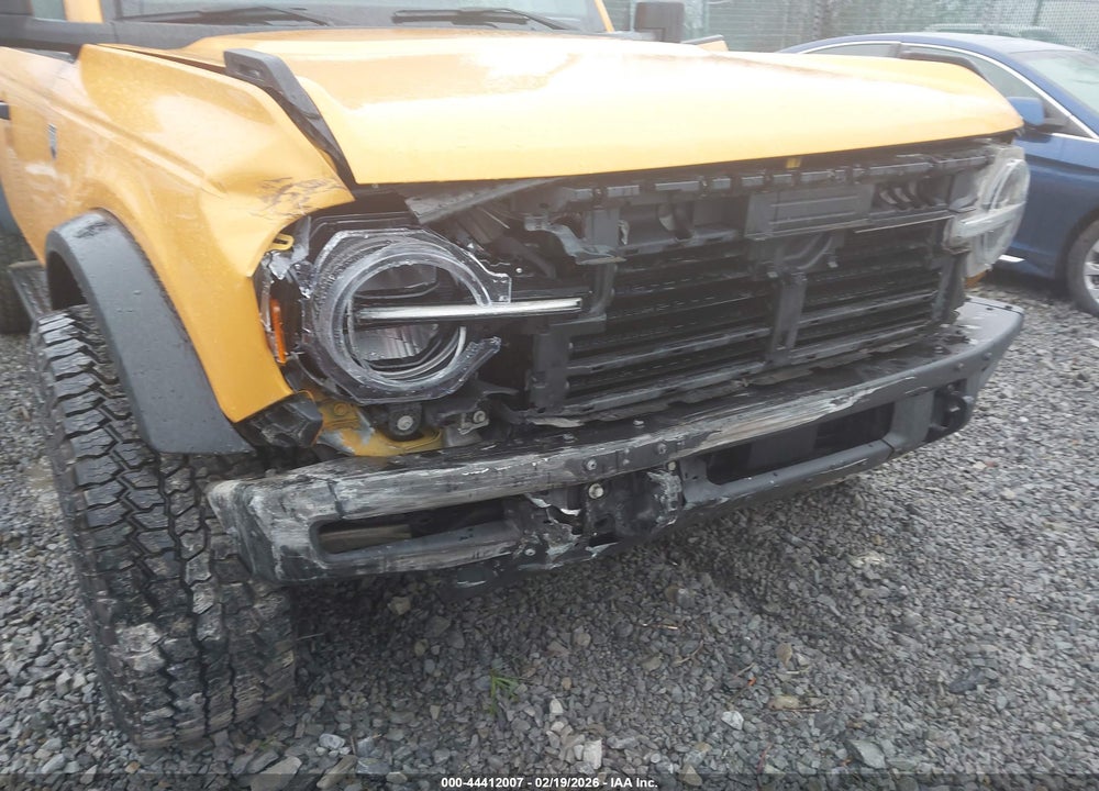 2022 FORD BRONCO BIG BEND VIN: 1FMDE5BH2NLB19043