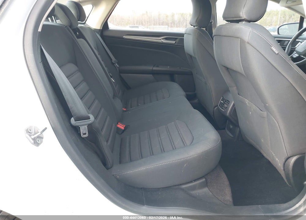 2019 FORD FUSION SE VIN: 3FA6P0HD9KR160349