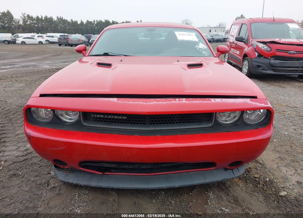 2013 DODGE CHALLENGER SXT VIN: 2C3CDYAG5DH569539