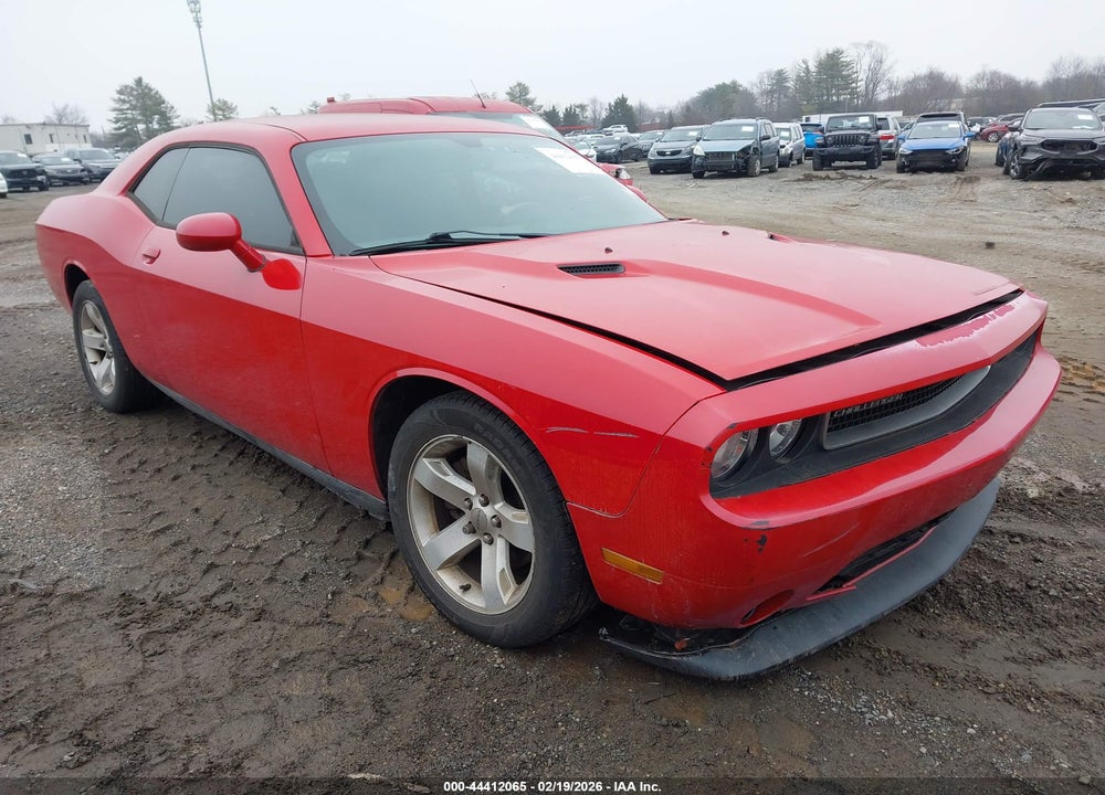 2013 DODGE CHALLENGER SXT VIN: 2C3CDYAG5DH569539