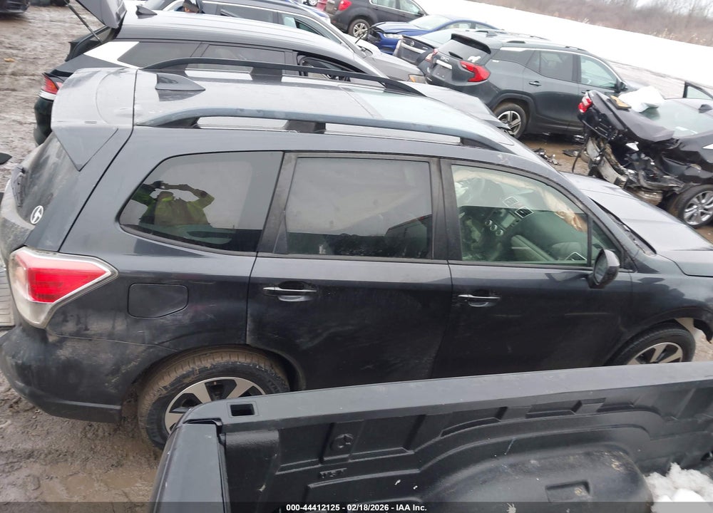 2018 SUBARU FORESTER 2.5I PREMIUM VIN: JF2SJAGCXJH484873