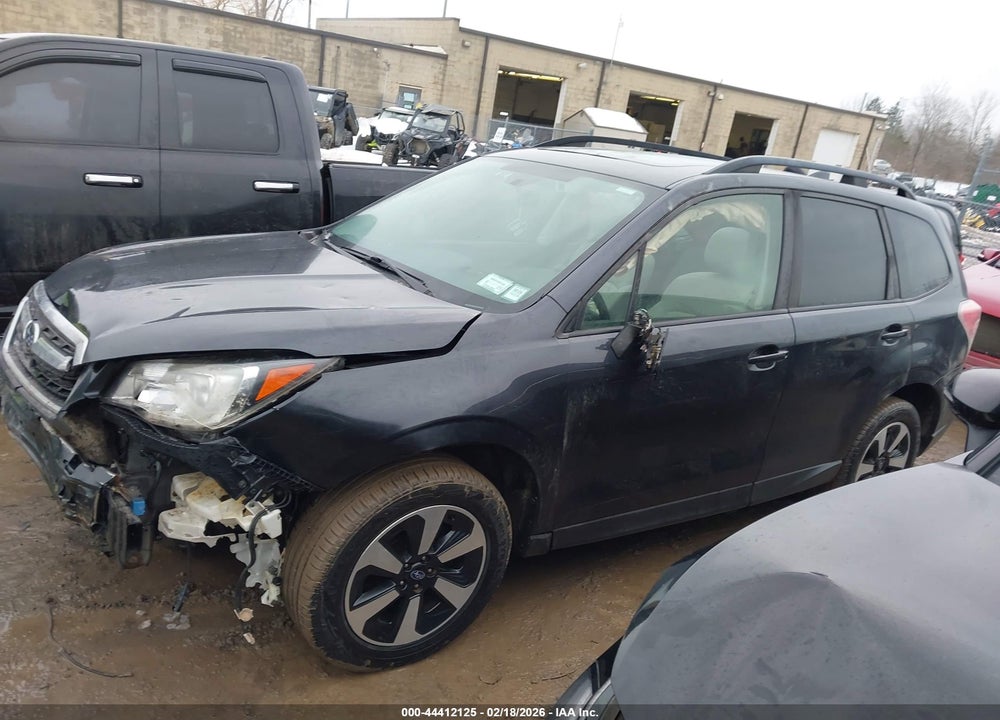 2018 SUBARU FORESTER 2.5I PREMIUM VIN: JF2SJAGCXJH484873