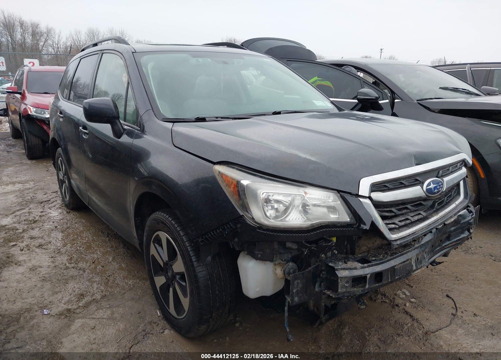 2018 SUBARU FORESTER 2.5I PREMIUM VIN: JF2SJAGCXJH484873