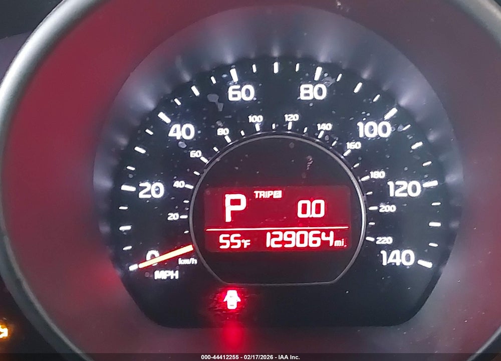 2015 KIA SOUL + VIN: KNDJP3A5XF7757905