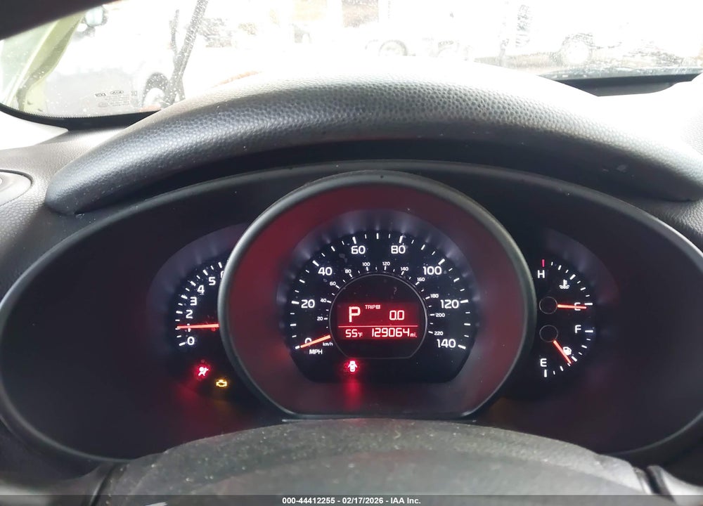 2015 KIA SOUL + VIN: KNDJP3A5XF7757905